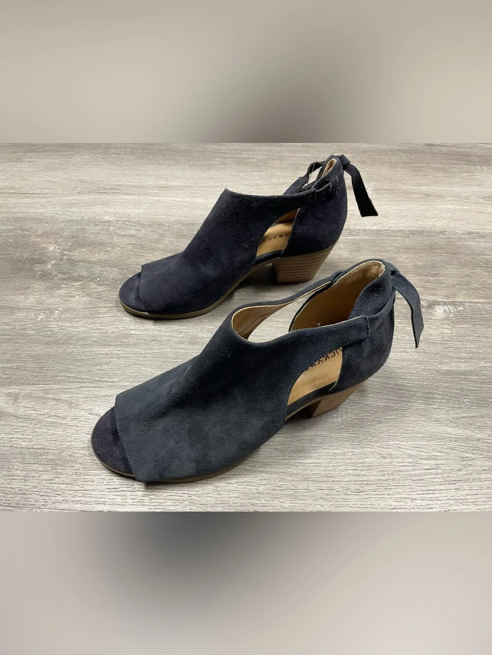 Lucky Brand Blue Suede Peep Toe Ankle Booties 8M Wrap Strap Heels LP-BETSEE